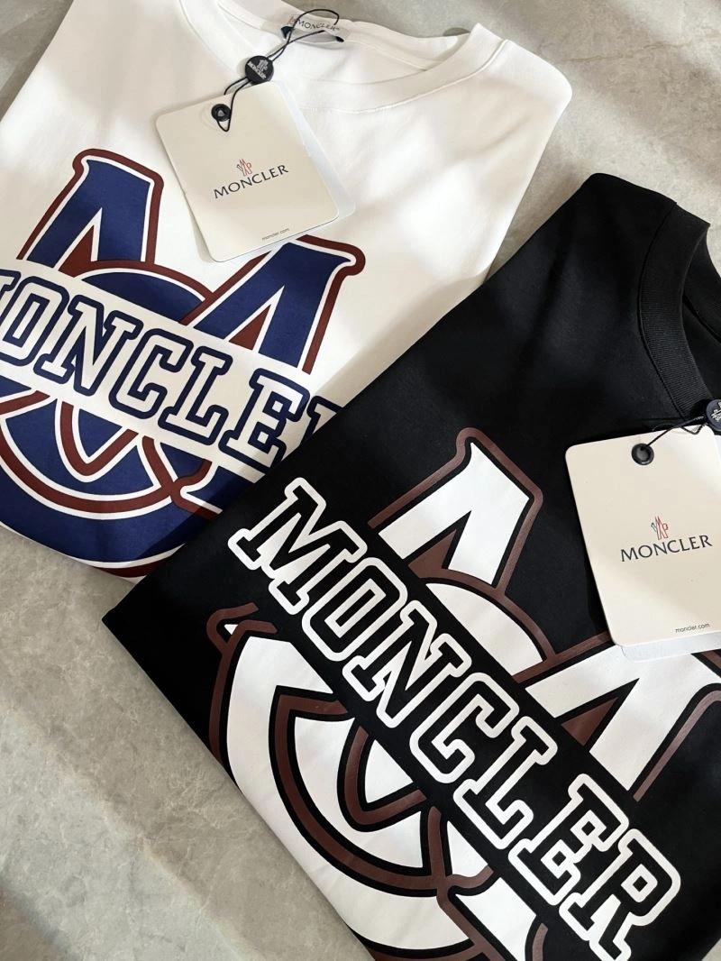 Moncler T-Shirts Cozy 141692