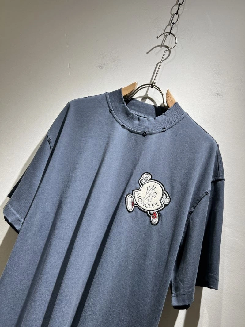 Moncler T-Shirts Durable 141686
