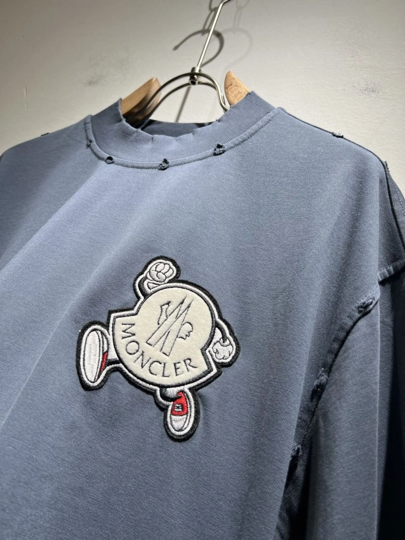 Moncler T-Shirts Durable 141686