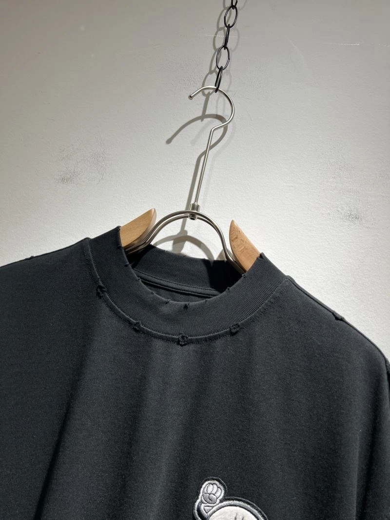 Moncler T-Shirts Comfortable 141688