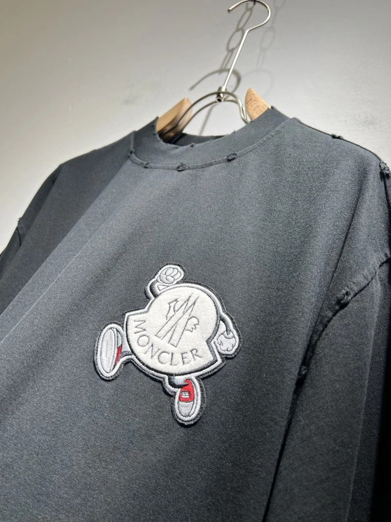 Moncler T-Shirts Comfortable 141688