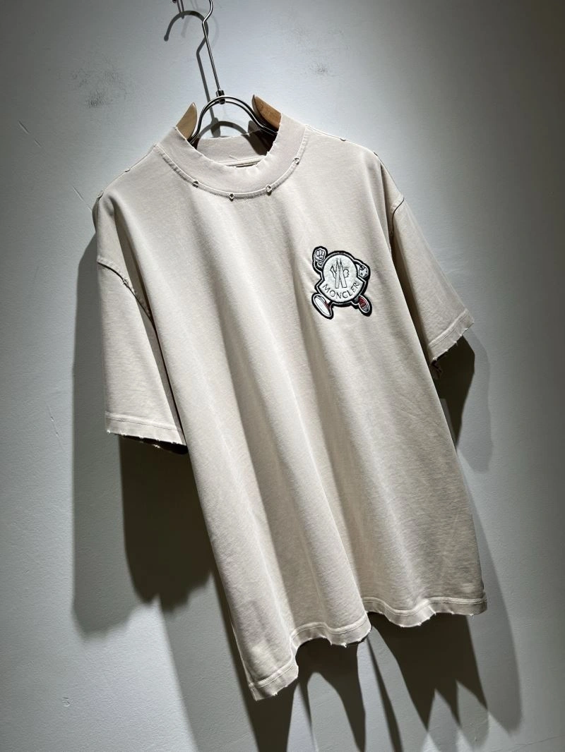 Moncler T-Shirts SmoothTexture 141684