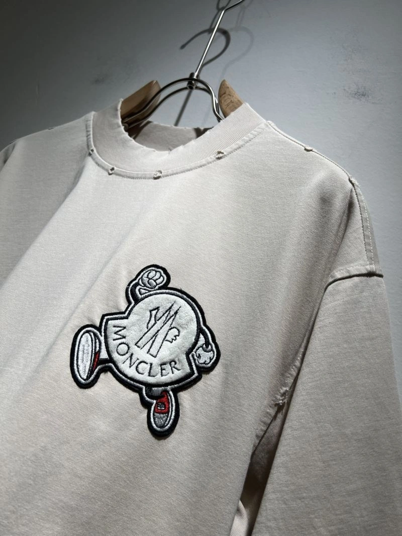 Moncler T-Shirts SmoothTexture 141684