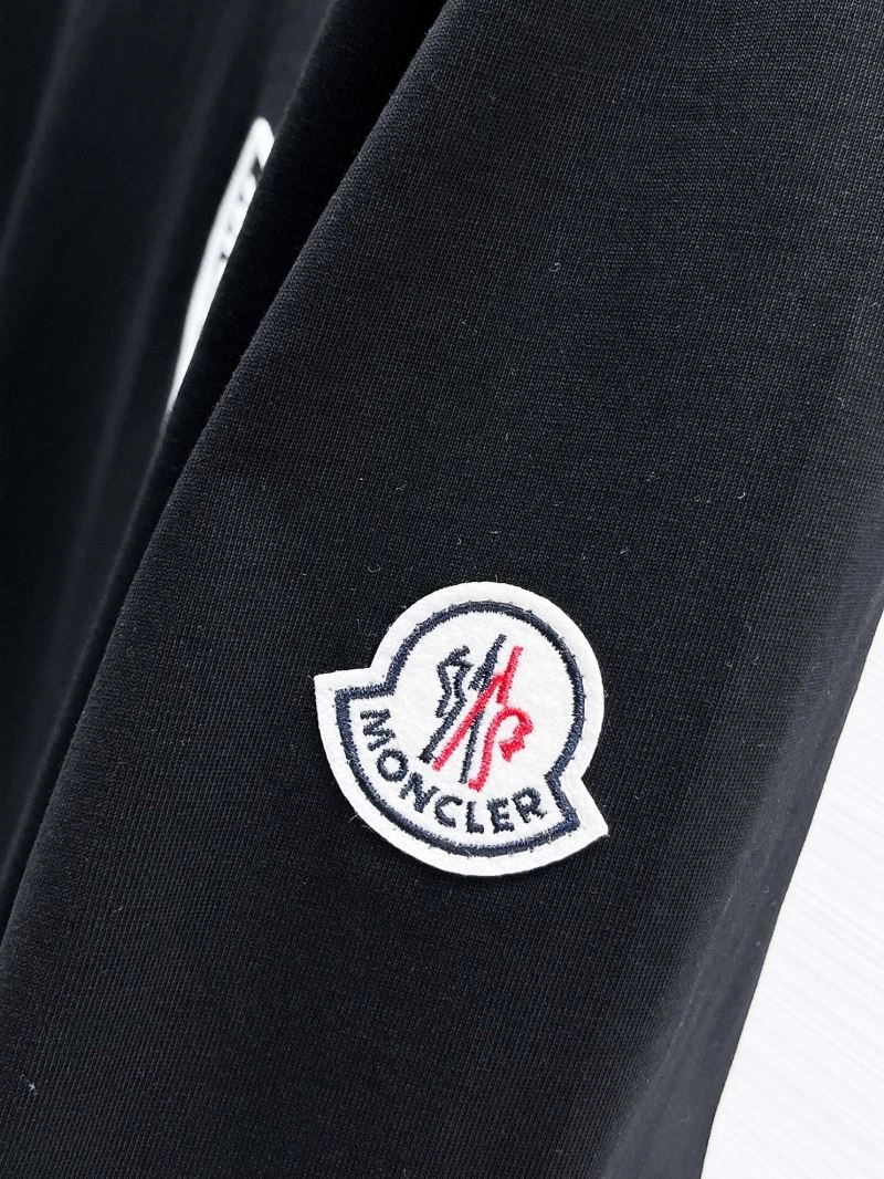 Moncler T-Shirts ZipUp 141676