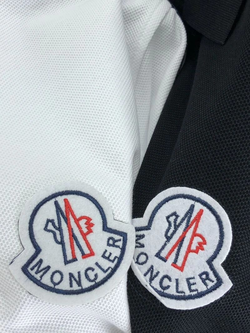 Moncler T-Shirts Unisex 141668