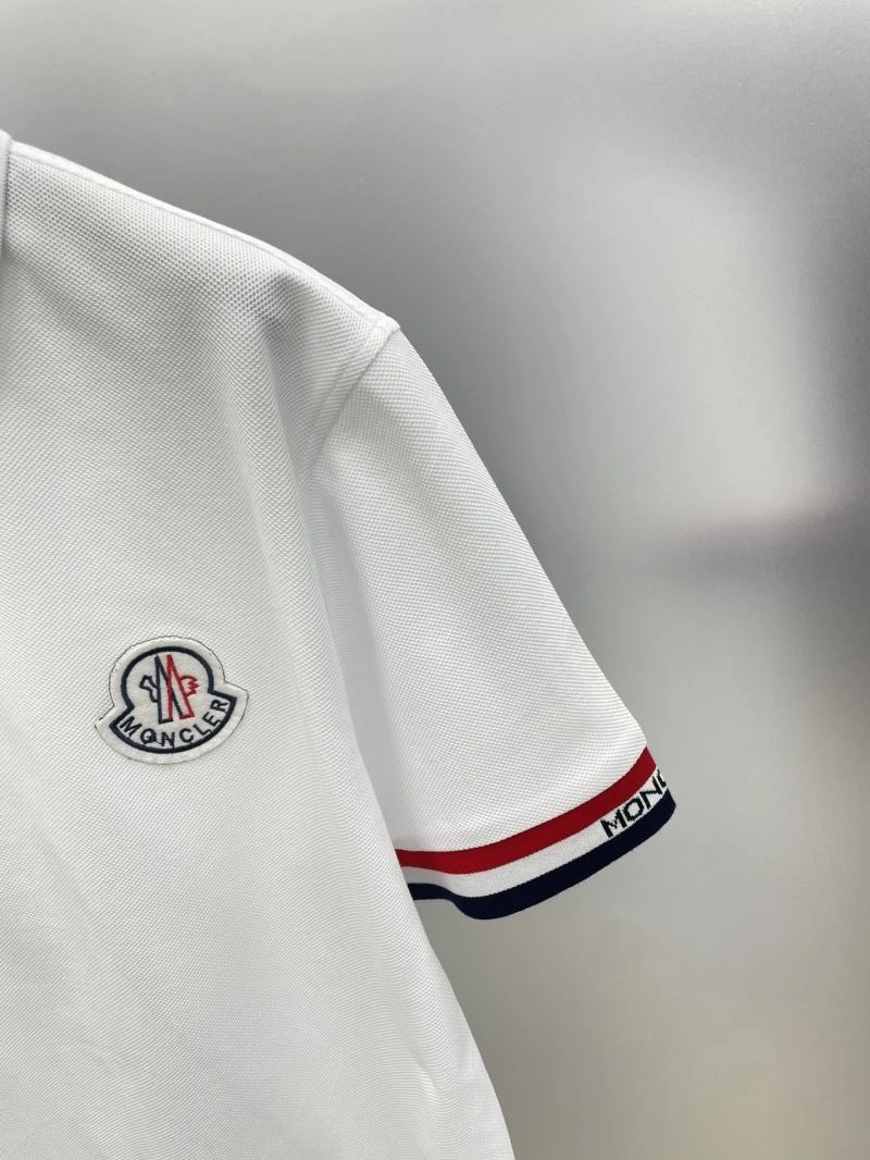 Moncler T-Shirts Bold 141665