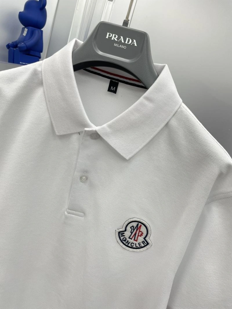Moncler T-Shirts Bold 141665