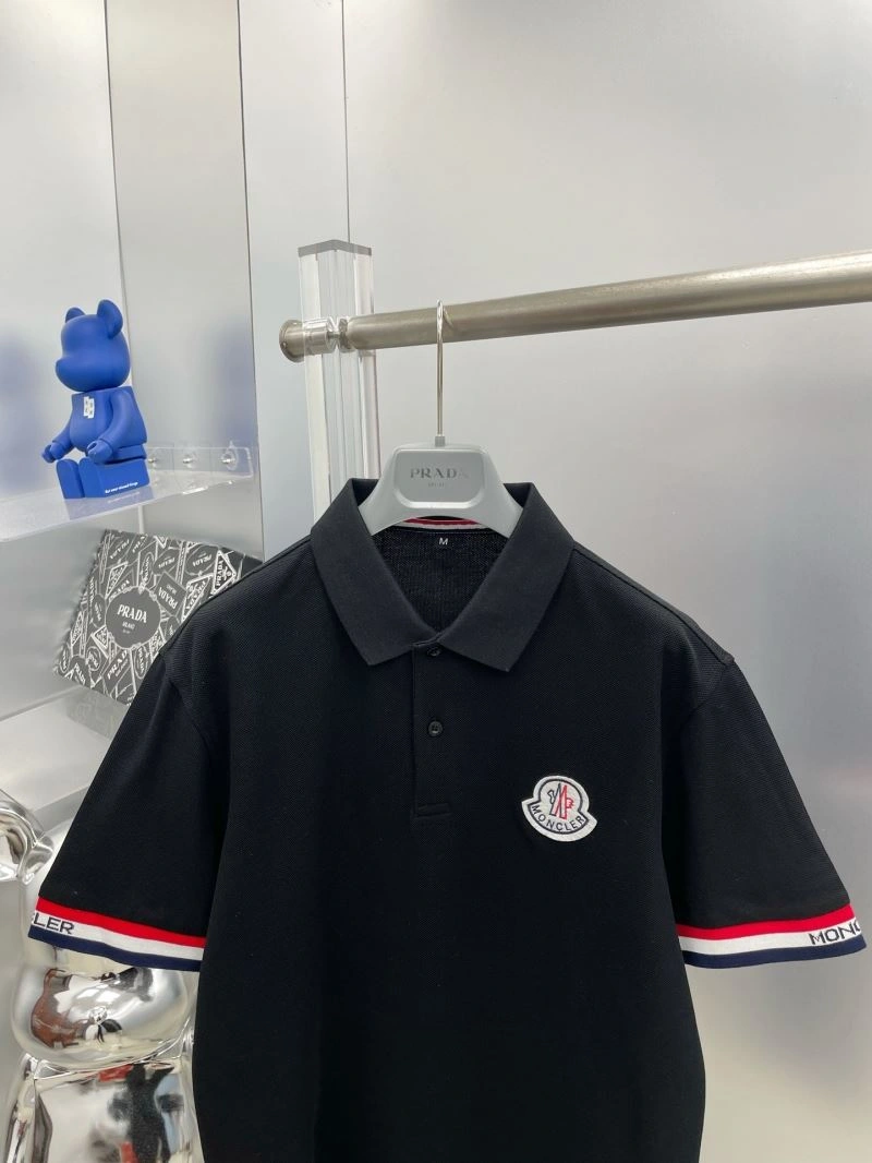 Moncler T-Shirts Classic 141662