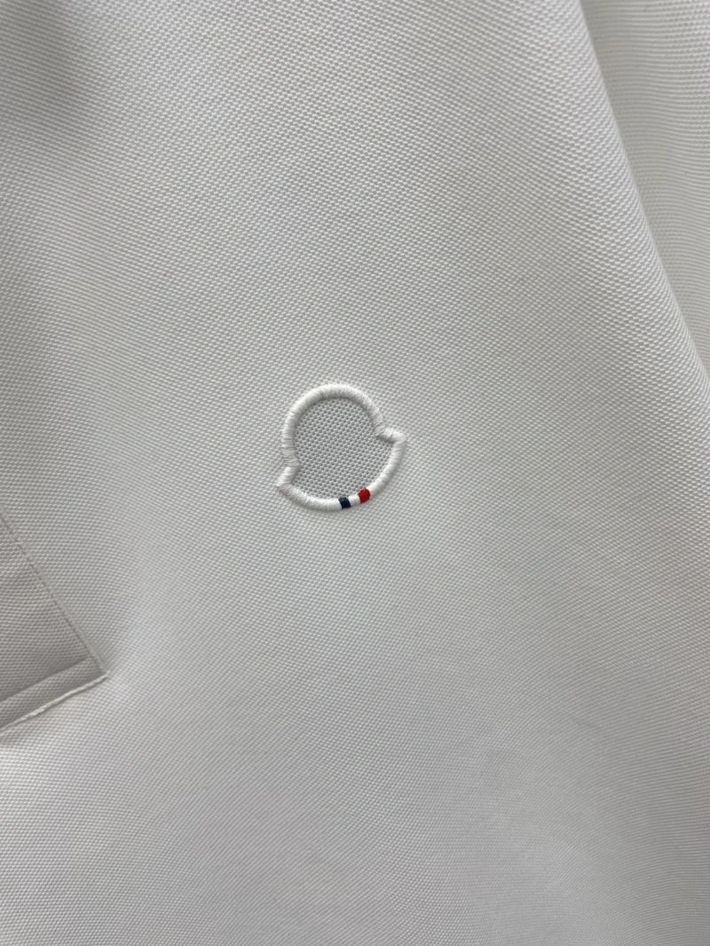 Snug Moncler T-Shirts 141664