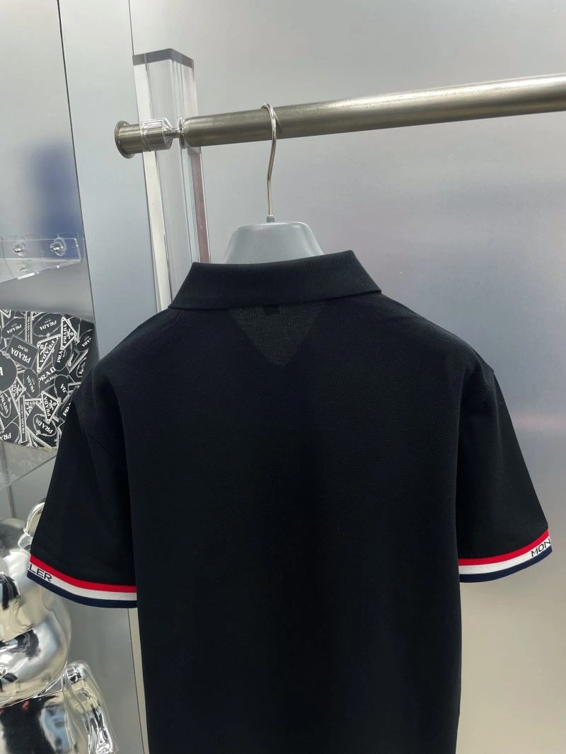 Supportive Moncler T-Shirts 141647