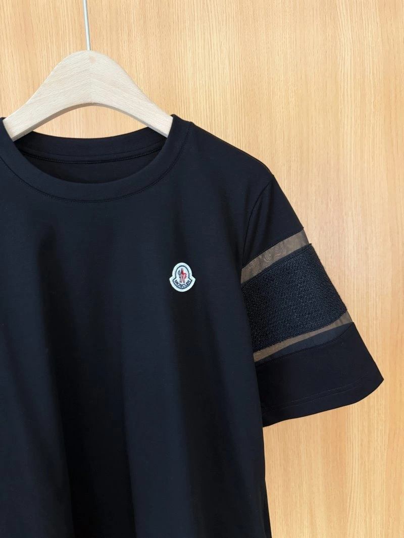 Unisex Moncler T-Shirts 139681