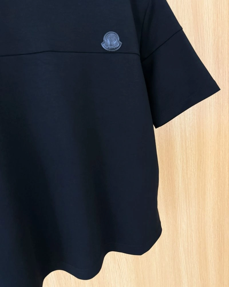 Moncler T-Shirts ZipUp 139677
