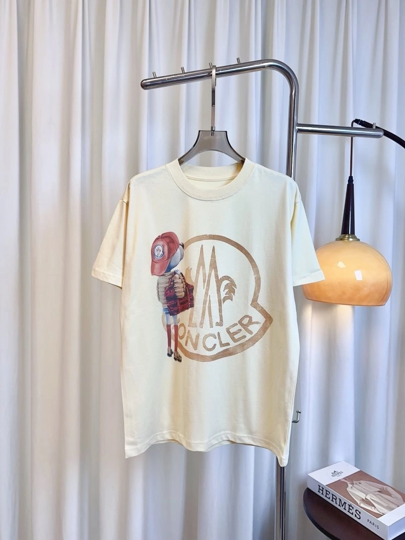Moncler T-Shirts Bold 139784