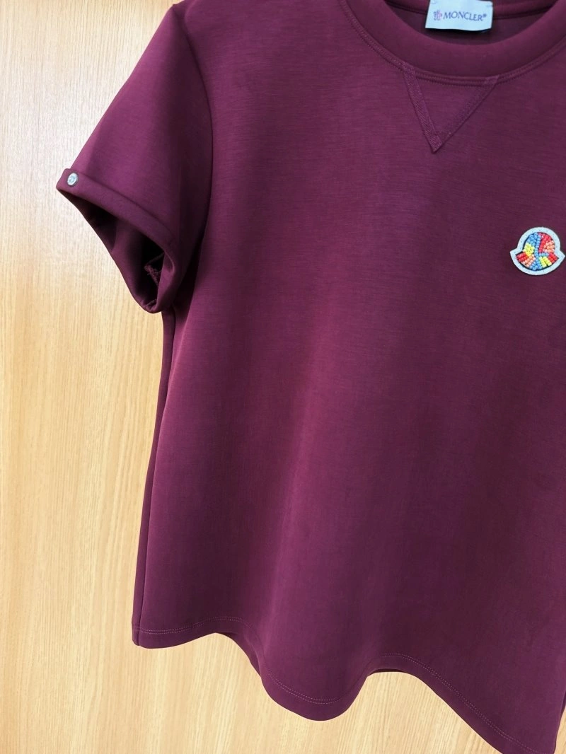 Moncler T-Shirts Effortless 139779