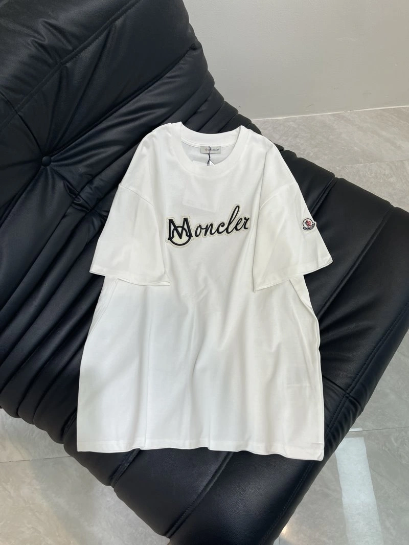 Moncler T-Shirts ModernLook 139596