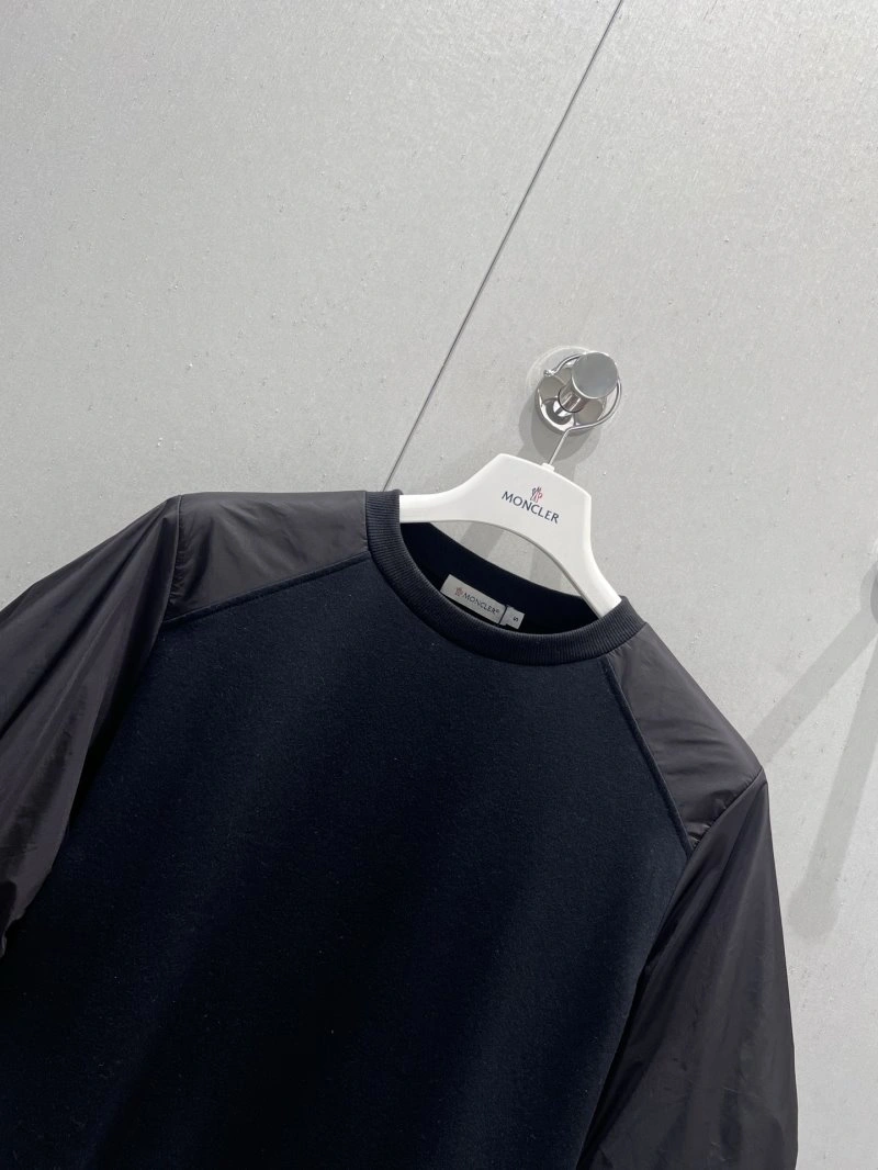 Minimalist Moncler T-Shirts 139593