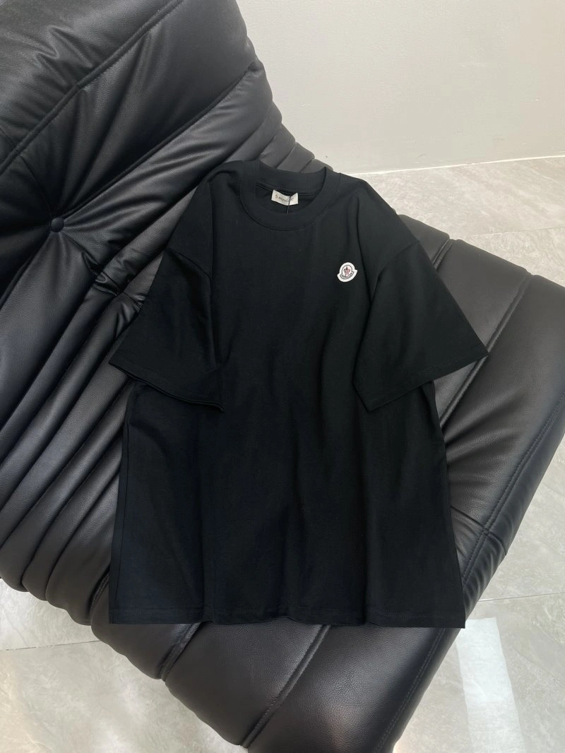Moncler T-Shirts FlexibleFit 139594