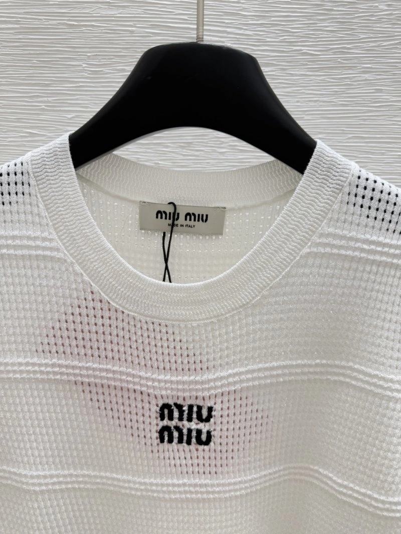 ComfortFit Moncler T-Shirts 139599
