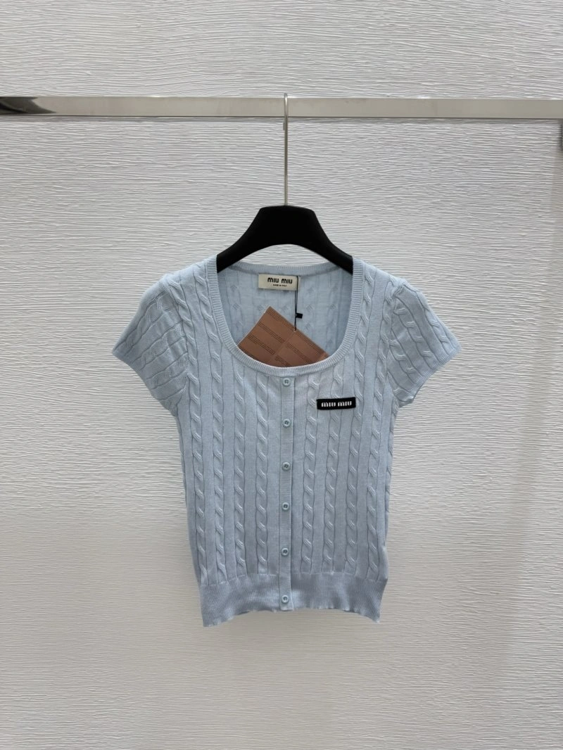 Classic Moncler T-Shirts 139592
