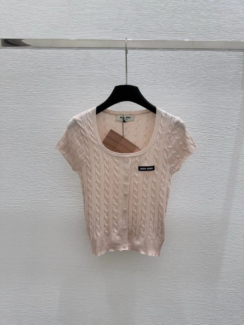 Classic Moncler T-Shirts 139592