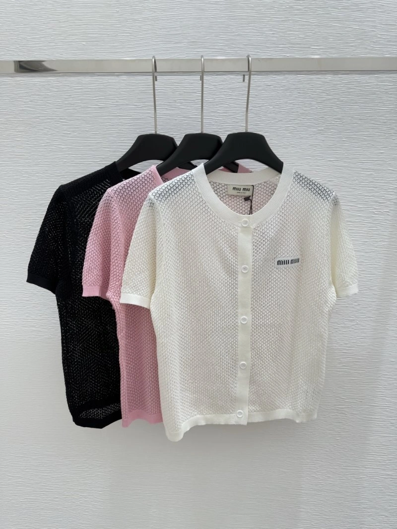 Moncler T-Shirts FashionForward 139603