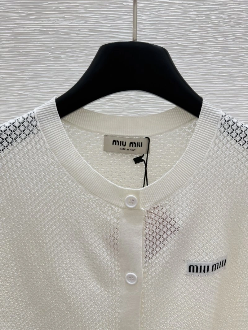 Moncler T-Shirts FashionForward 139603