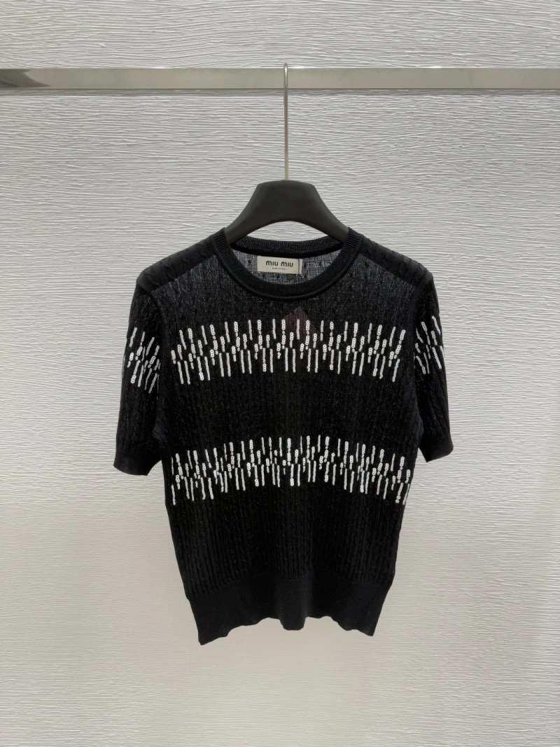 Moncler T-Shirts Elegant 139570