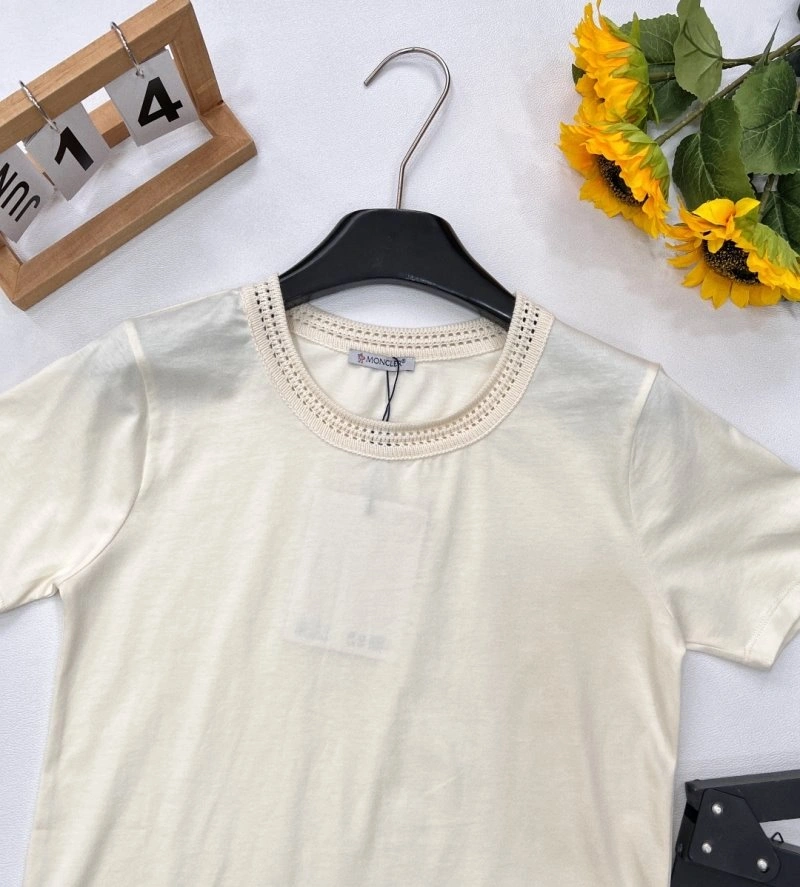 Moncler T-Shirts ComfortFit 139557