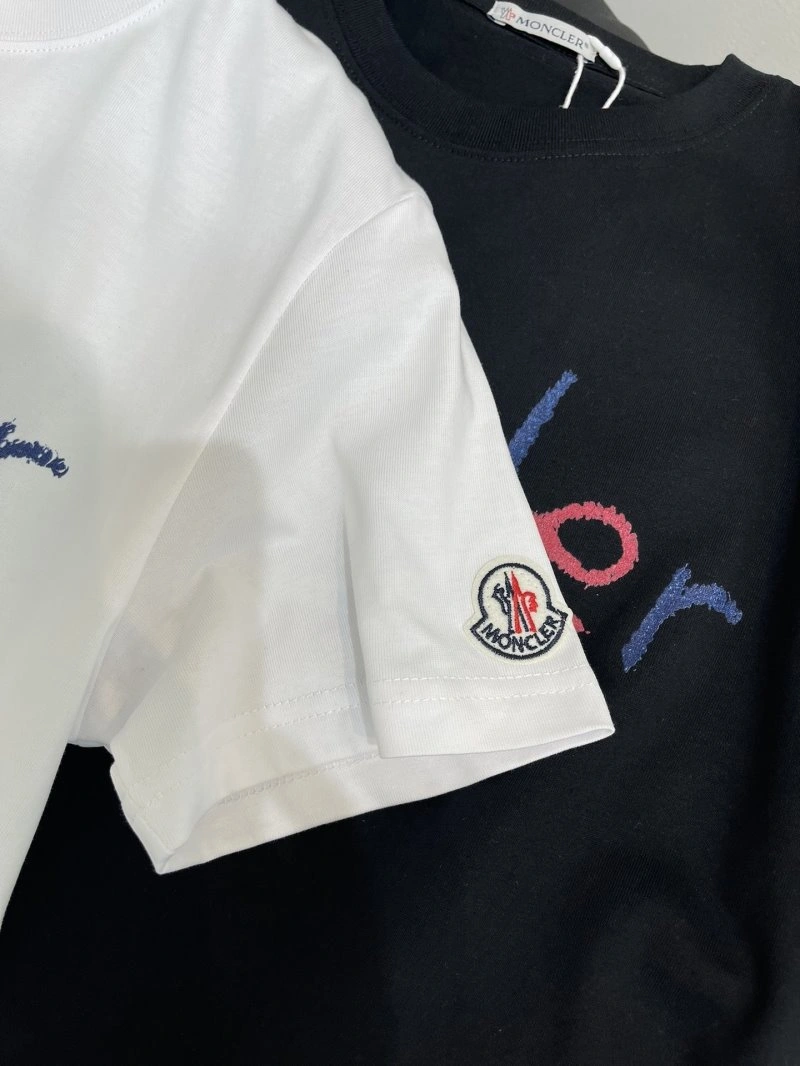 Classic Moncler T-Shirts 139552