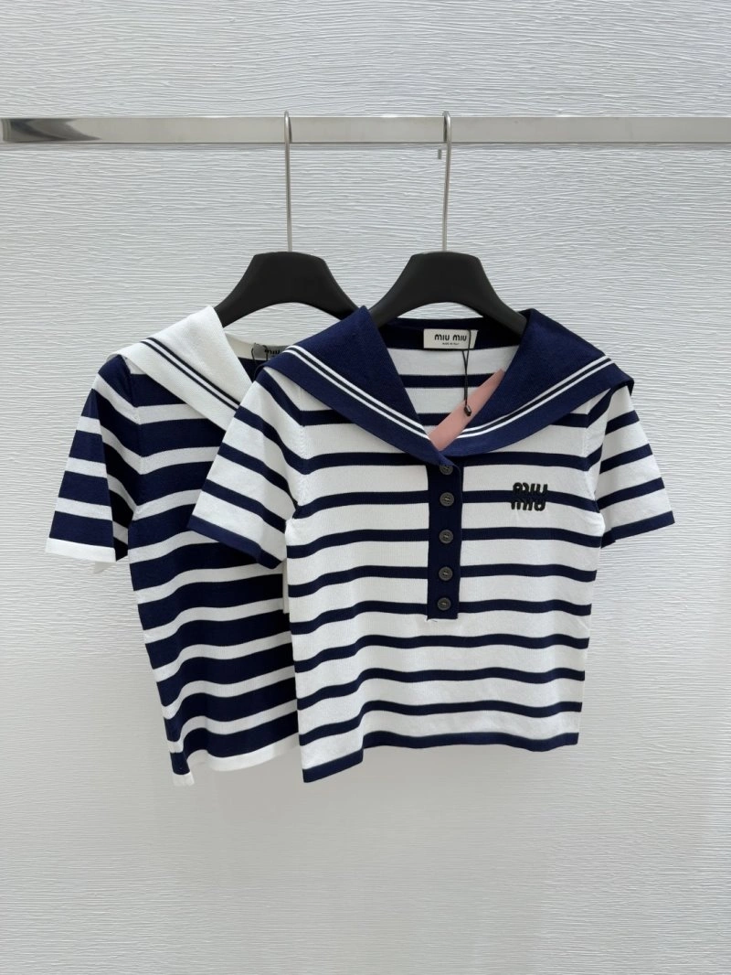 Moncler T-Shirts Supportive 139561
