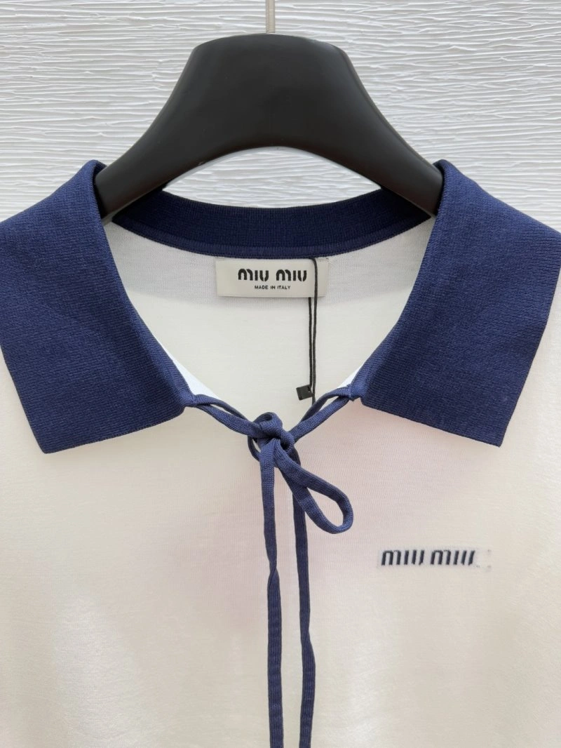 Trendy Moncler T-Shirts 139545