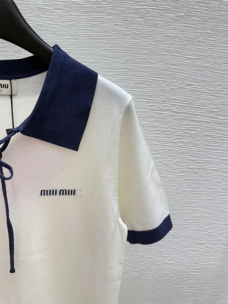 Trendy Moncler T-Shirts 139545