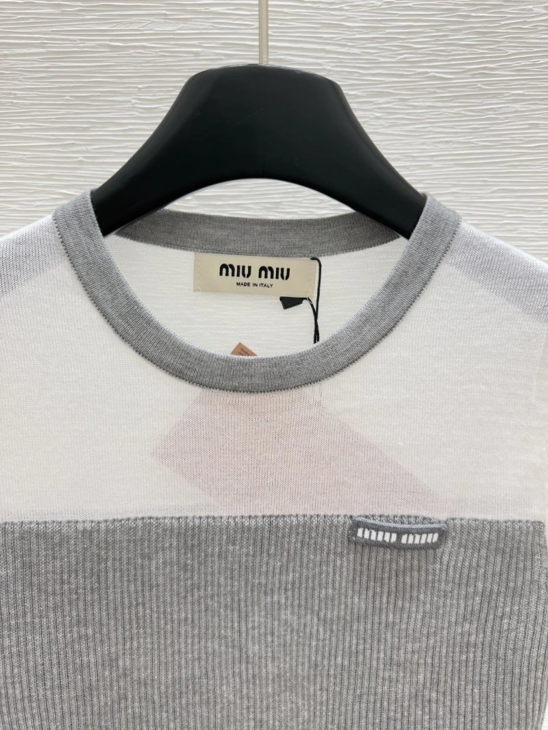 Moncler T-Shirts Seasonal 139551