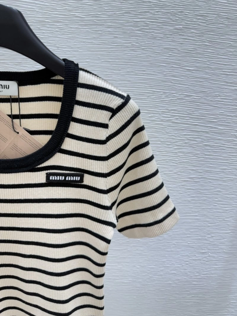 TechFriendly Moncler T-Shirts 139614