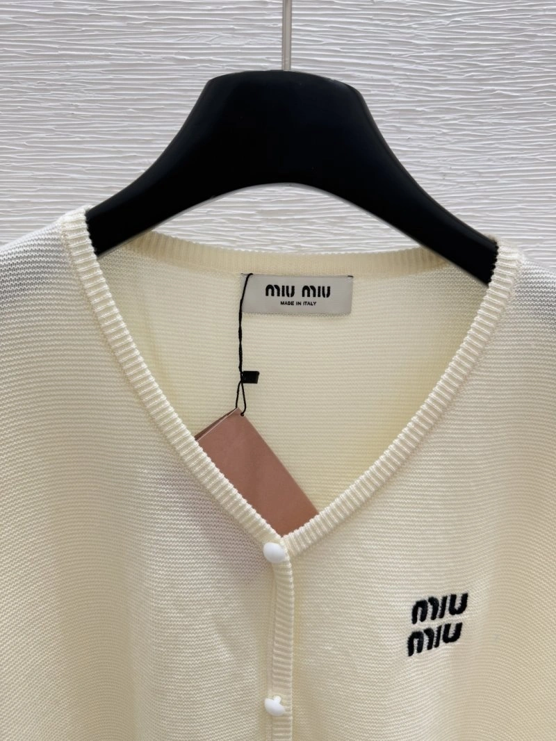 Moncler T-Shirts Unisex 139538