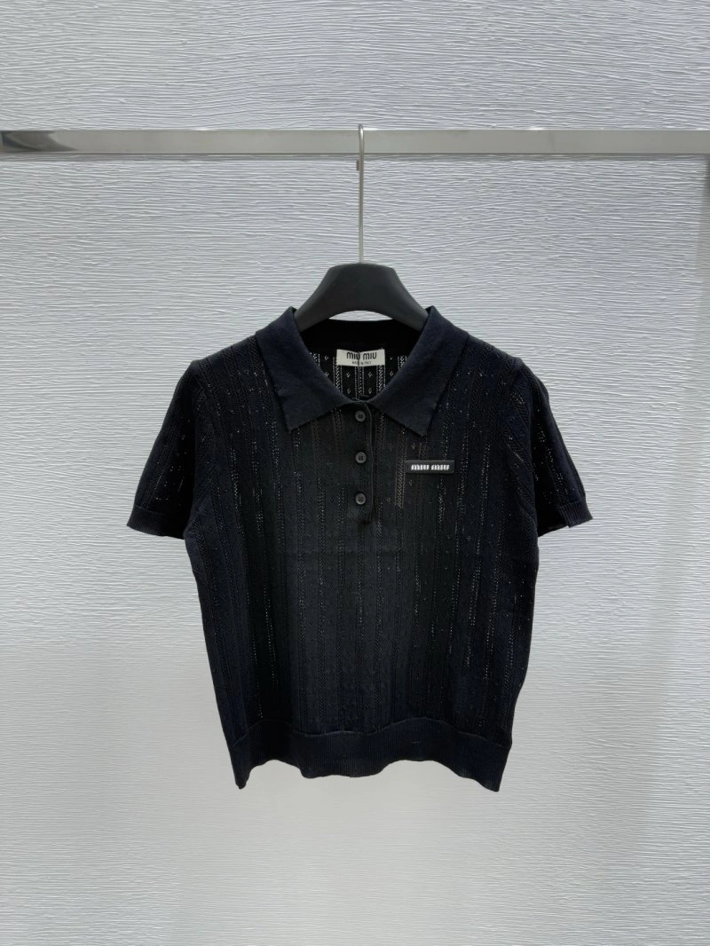 Moncler T-Shirts UrbanChic 139539