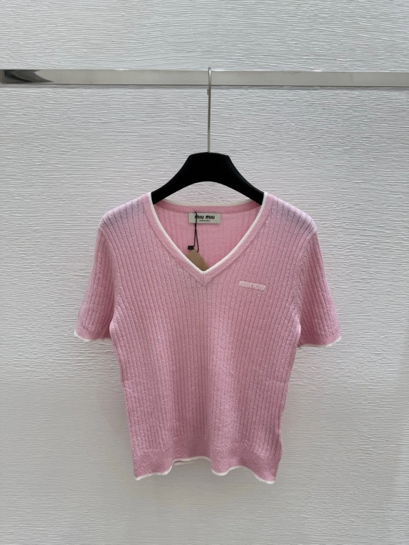 Stylish Moncler T-Shirts 139554