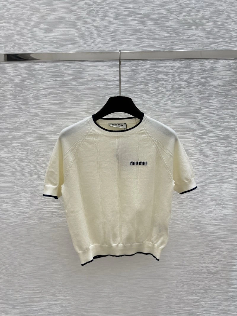 Moncler T-Shirts WellDesigned 139533