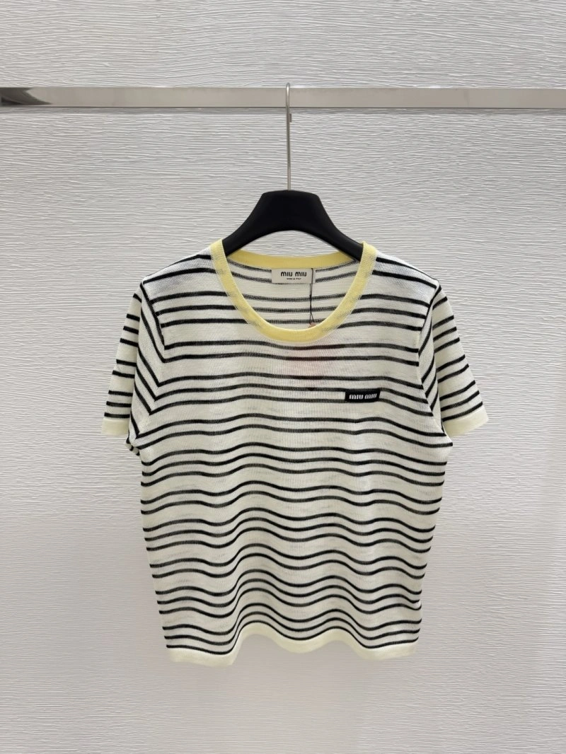 Moncler T-Shirts HighQuality 139531