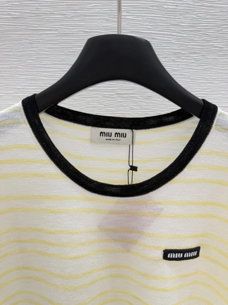 Moncler T-Shirts HighQuality 139531