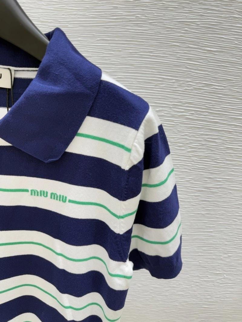 Moncler T-Shirts UrbanChic 139530