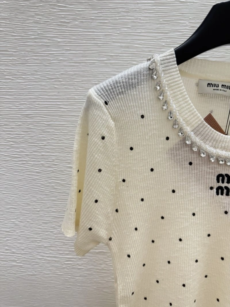 Moncler T-Shirts Modern 139532