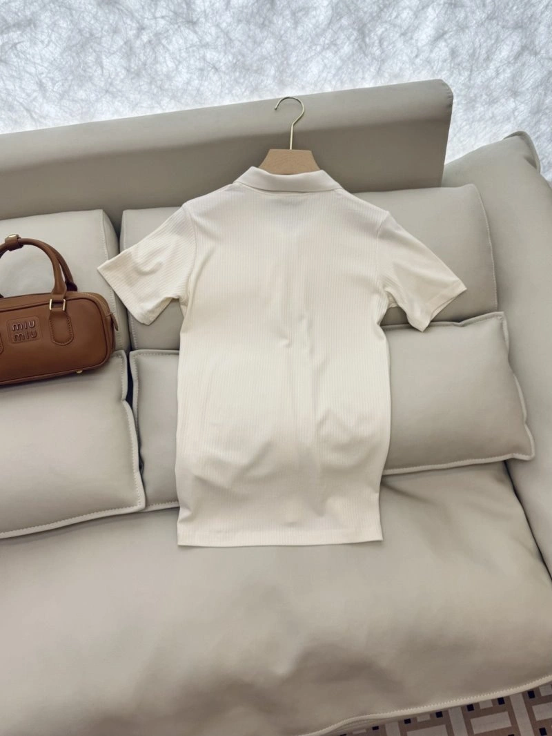 Moncler T-Shirts Classic 139605