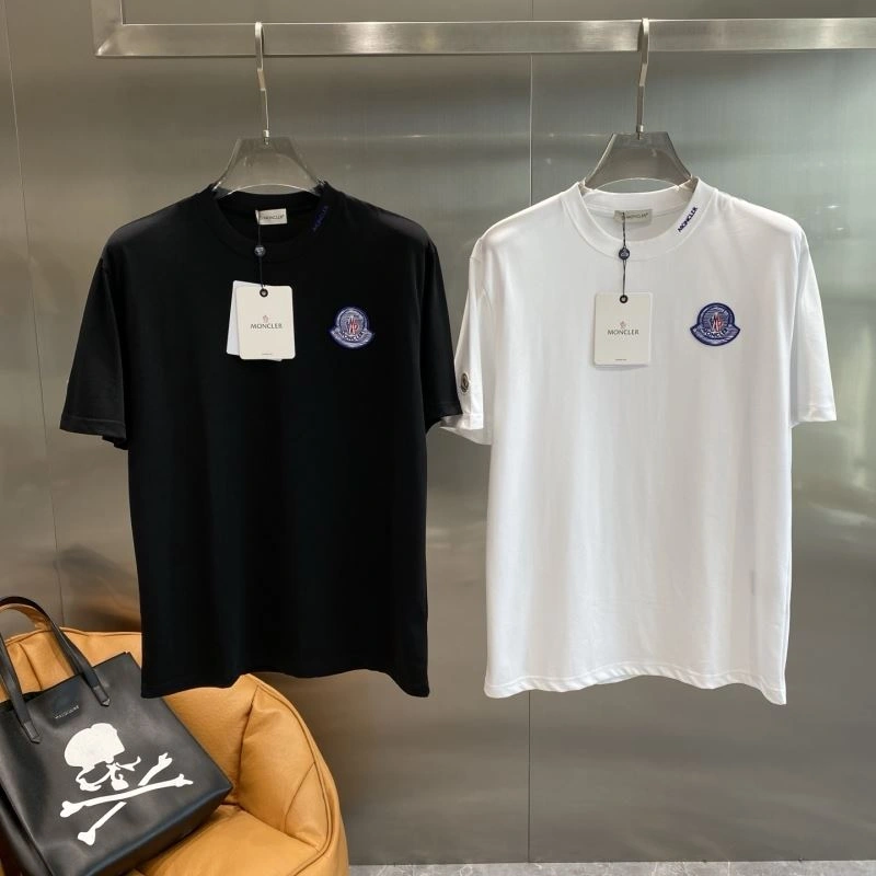Moncler T-Shirts TravelReady 141512
