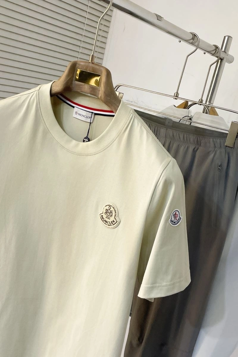 Moncler T-Shirts Durable 141508