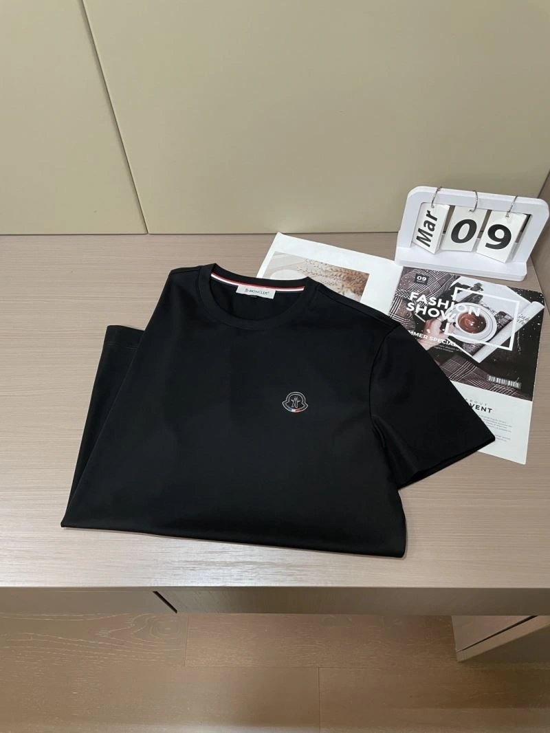 Moncler T-Shirts EasyMatch 141509