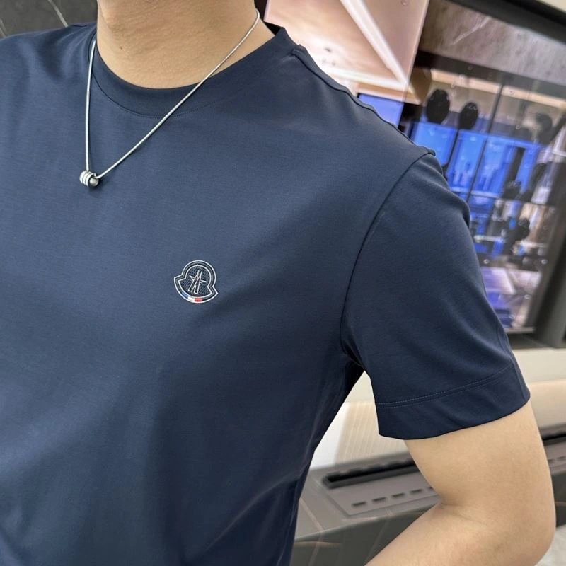 Moncler T-Shirts UrbanChic 141500