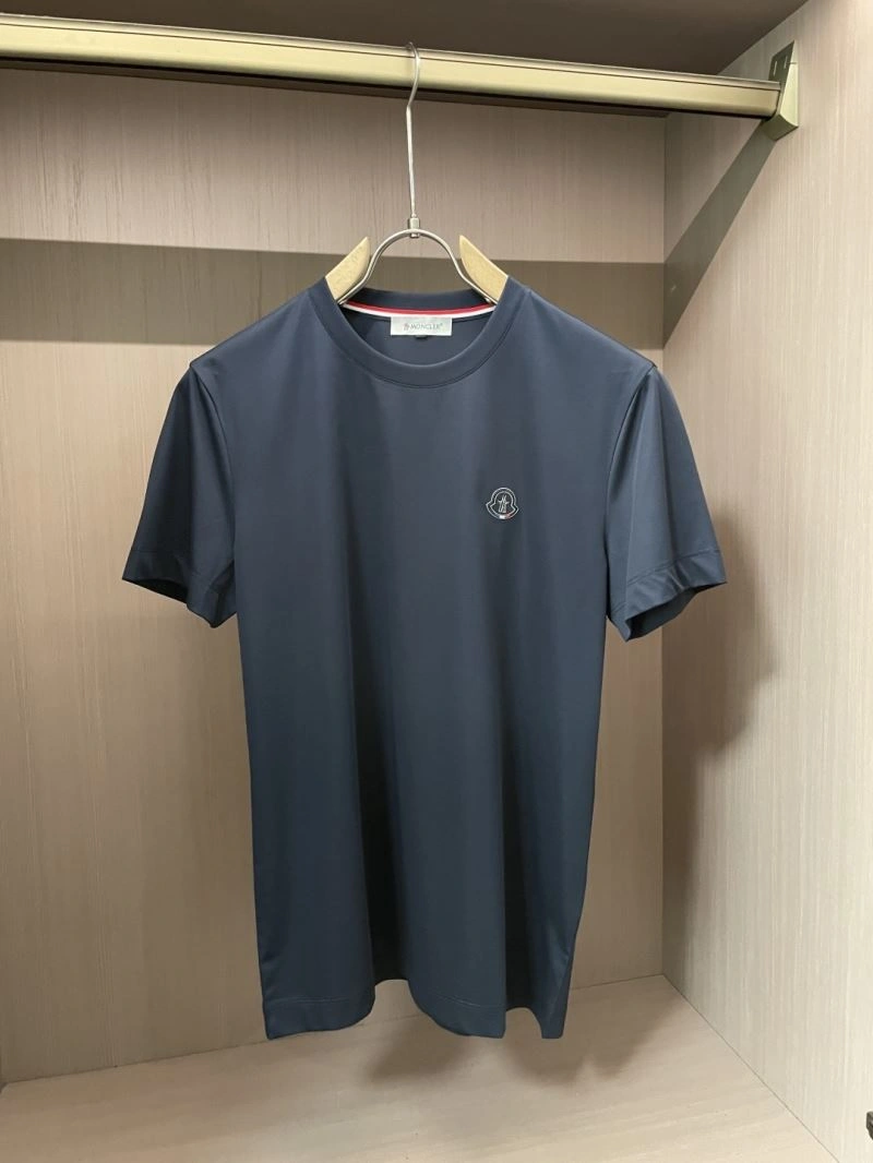 Moncler T-Shirts UrbanChic 141500