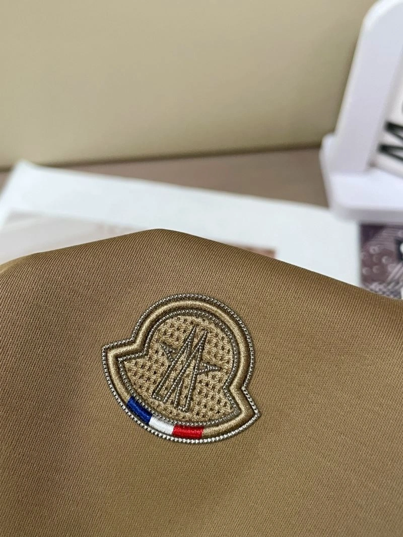 Moncler T-Shirts Comfortable 141501