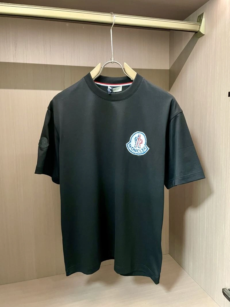 TimelessDesign Moncler T-Shirts 141498